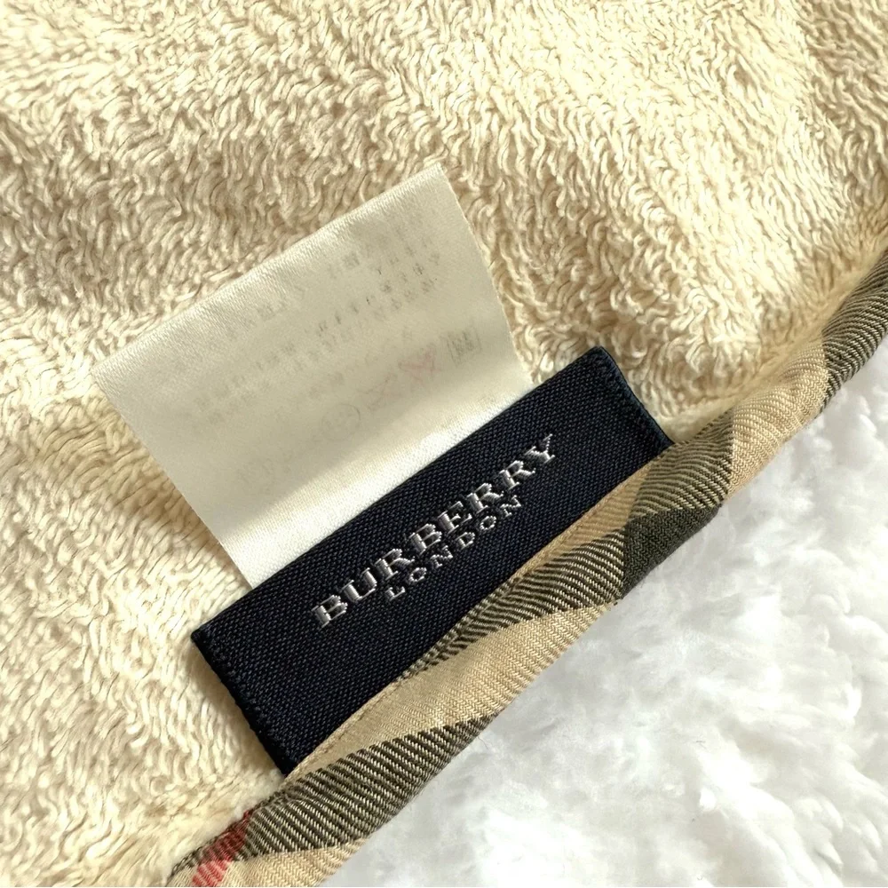 Burberry rare good